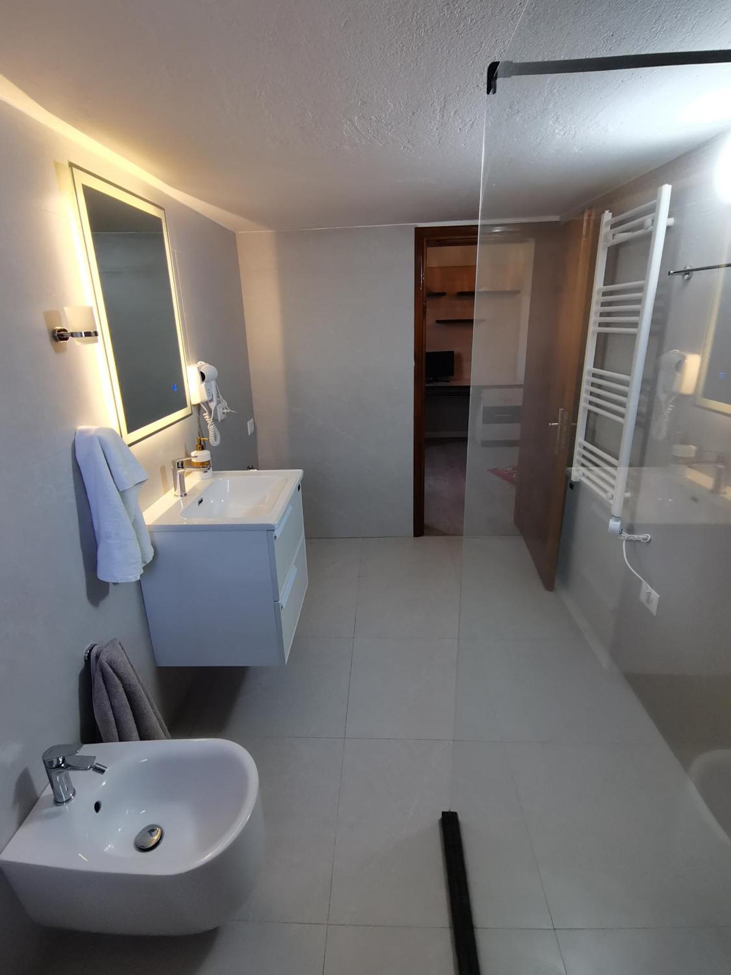 Leatis Apartment Дуррес Экстерьер фото